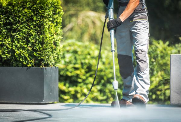 Concrete Pressure Washing in Mill Valley