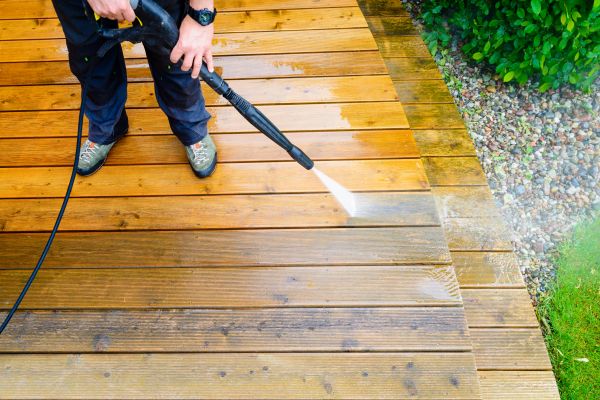 Deck Power Washing in Mill Valley