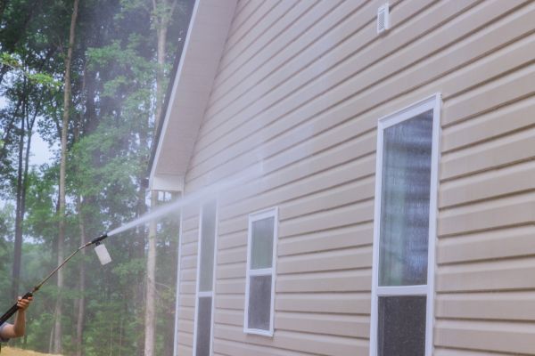 House Washing in Mill Valley