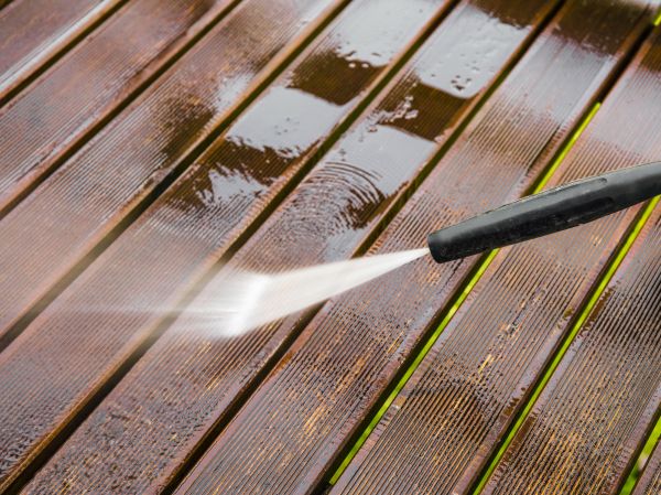 Deck Pressure Washing in Mill Valley