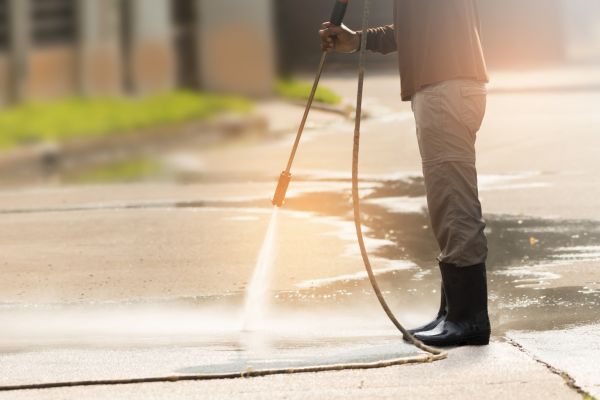 Residential Concrete Cleaning in Mill Valley
