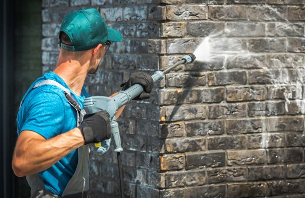Brick Wall Cleaning in Mill Valley