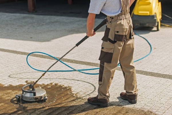 Townhouse Driveway Cleaning in Mill Valley
