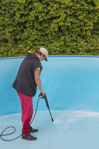 Pool Pressure Washing in Mill Valley