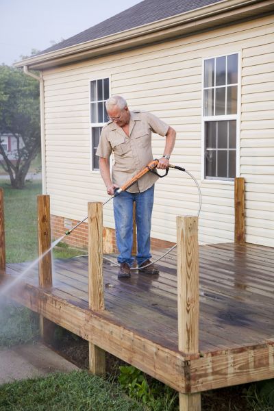 Deck Mold Cleaning in Mill Valley