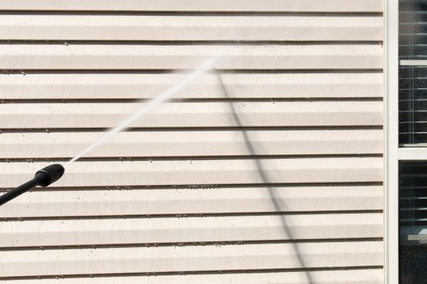 Apartment Power Washing in Mill Valley