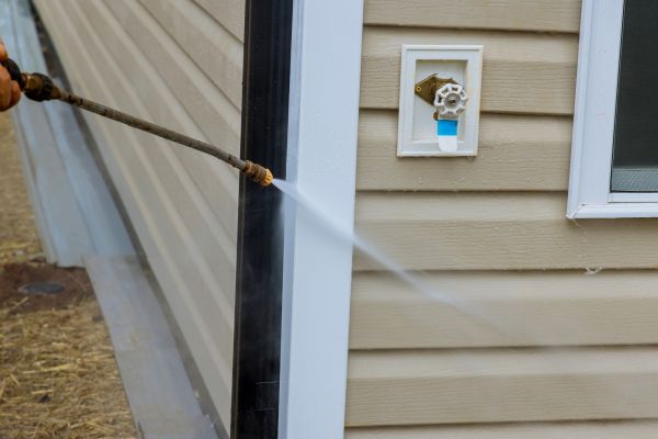 Vinyl Siding Cleaning in Mill Valley
